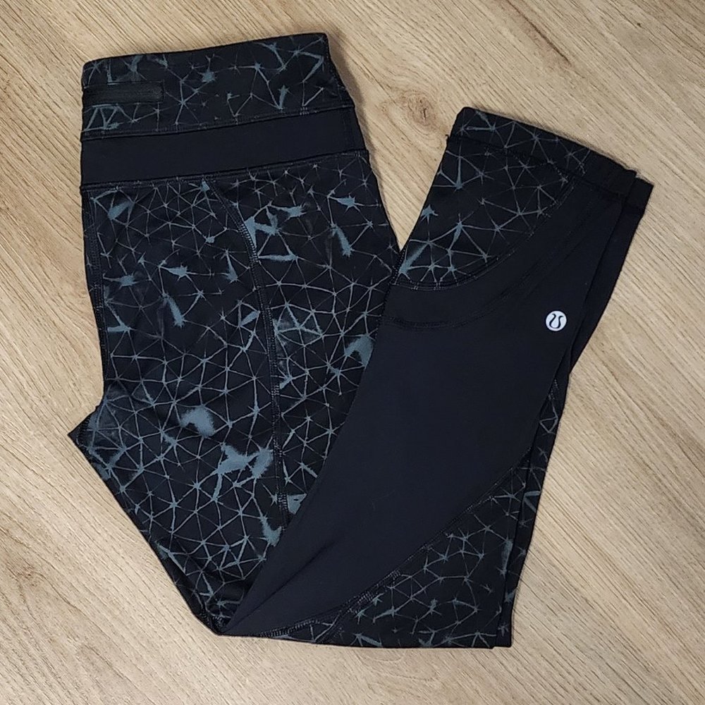 Lululemon Cropped Leggings - Size 4
